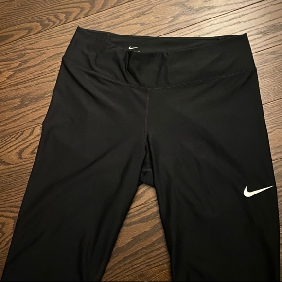 Nike Dri-Fit Straight 26” High Waisted Black Leggings Size L - Picture 2 of 6